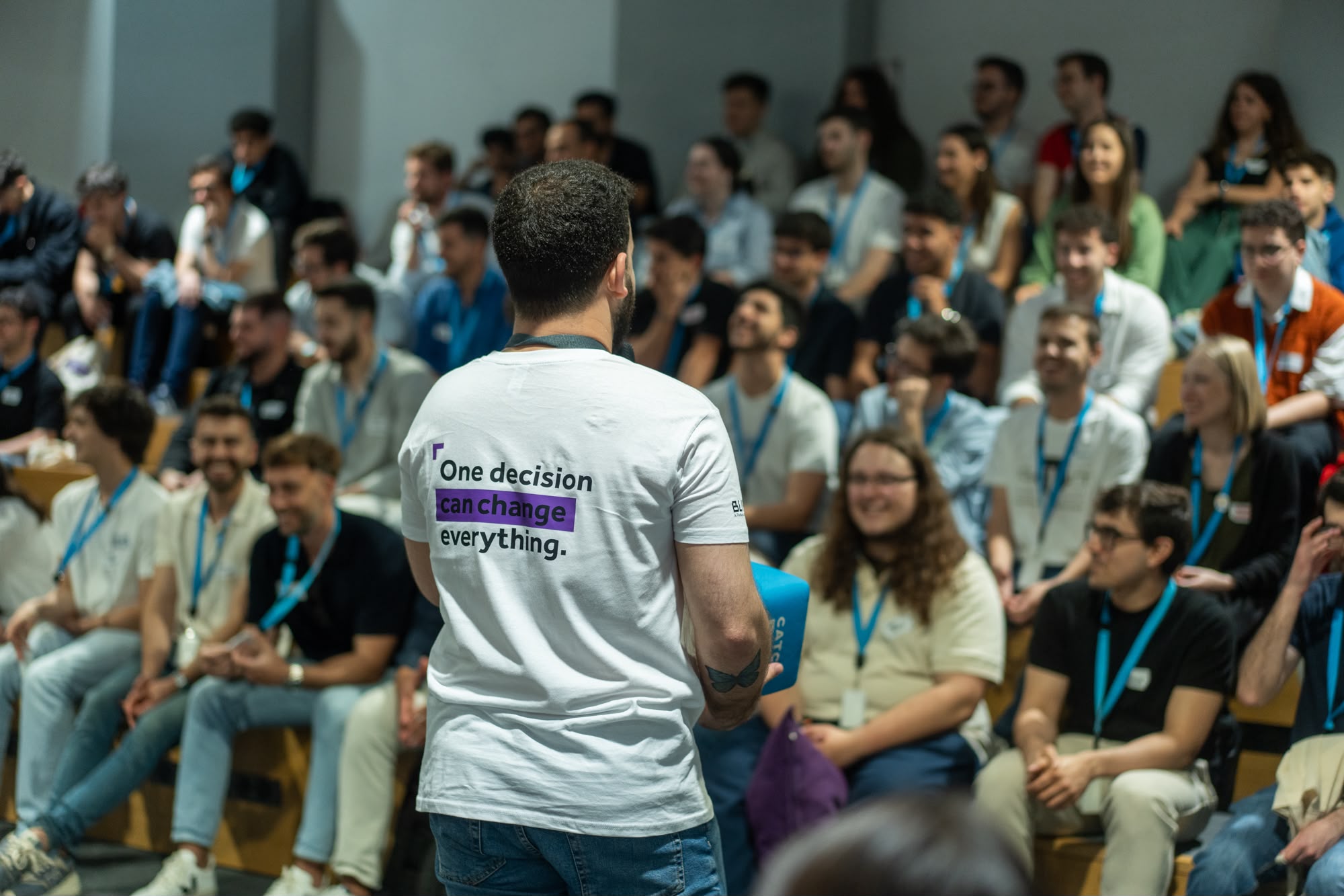 Luís Miguel Cerqueira engaging with an audience