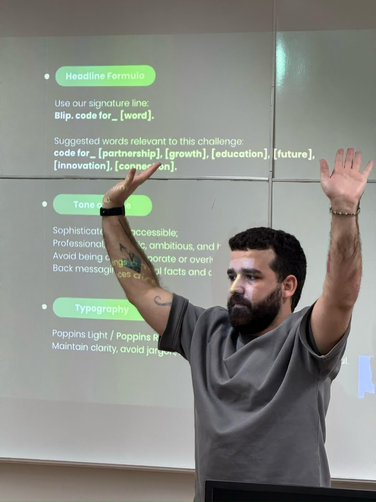 Luís Miguel Cerqueira facilitating a workshop